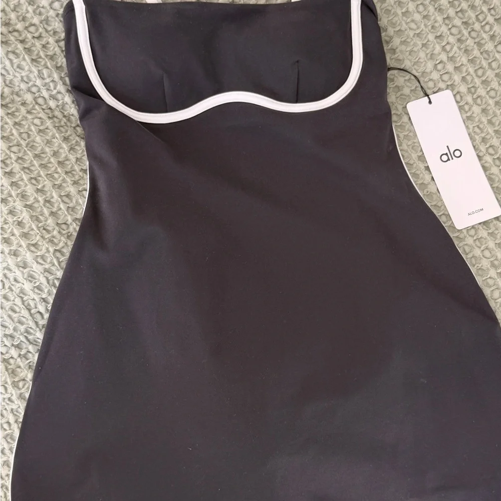 ALO Yoga Streamlined Dress black/white size S